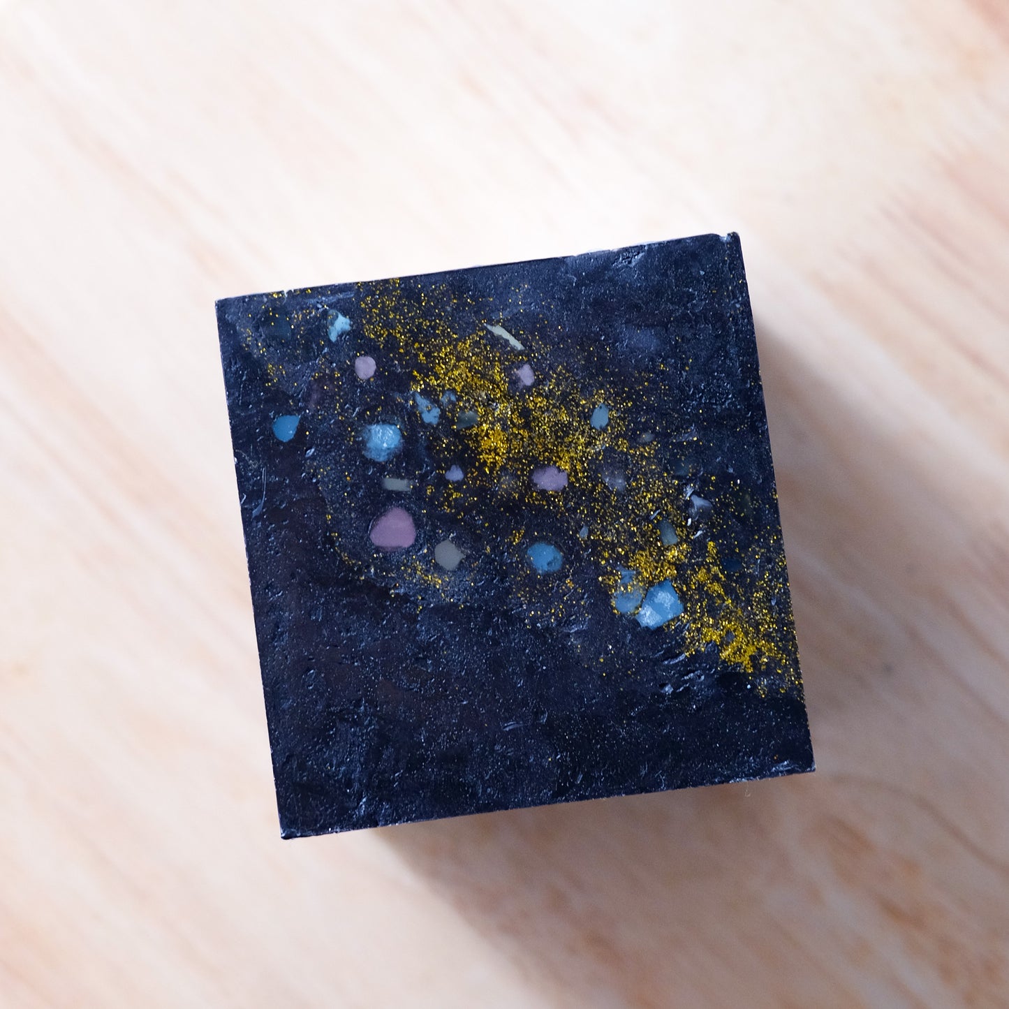 Draw By Ballare - GINGA-有如遼闊宇宙中的星河,點燃時星塵位置會透出燭光